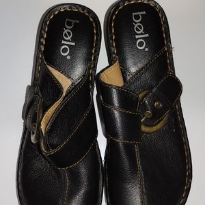 Like new bolo slip ons